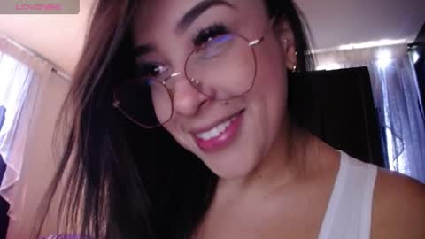 Snapshot of _andrea_gomez1 chatting on April 23, 2026, 5:48 pm andrea online show from April 23, 2026, 5:48 pm