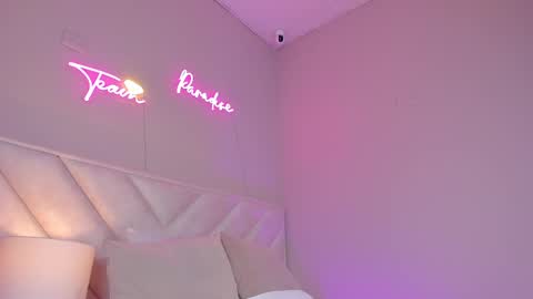 ngela  online show from February 21, 2025, 11:33 am