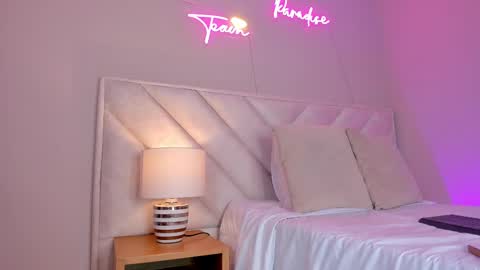 ngela  online show from February 28, 2025, 12:20 pm