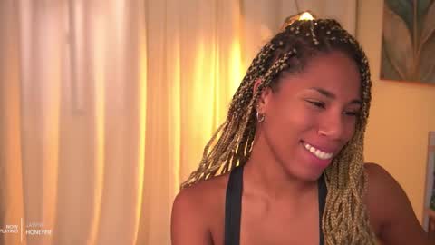 Snapshot of _angeleyes chatting on October 3, 2025, 9:56 pm Angie -  online show from October 3, 2025, 9:56 pm