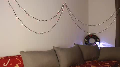 Anna online show from December 26, 2024, 6:33 pm