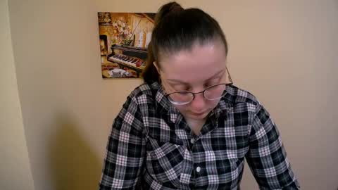 Anna online show from February 25, 2025, 10:04 am