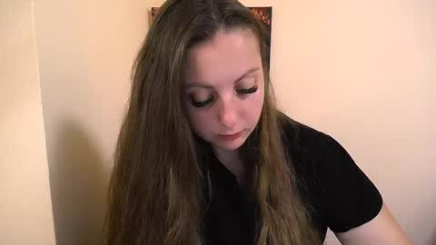 Anna online show from September 10, 2025, 6:24 am