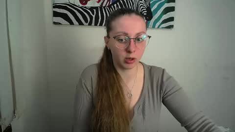 Snapshot of _annabelle_lee chatting on May 5, 2026, 6:21 am Anna online show from May 5, 2026, 6:21 am