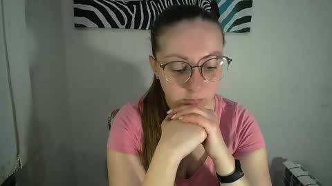 Snapshot of _annabelle_lee chatting on June 3, 2026, 6:27 am Anna online show from June 3, 2026, 6:27 am