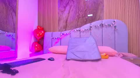 Arlet online show from March 10, 2026, 3:11 am