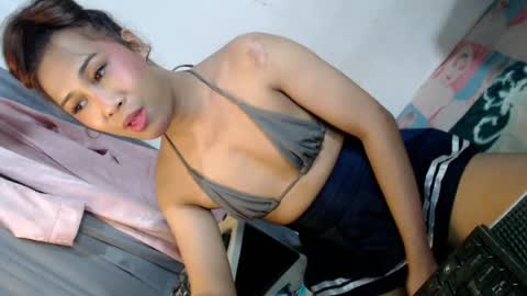 Snapshot of _asiancutie chatting on June 10, 2026, 9:52 am _asiancutie online show from June 10, 2026, 9:52 am