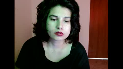 Snapshot of _atenea_golden chatting on October 22, 2025, 2:06 pm atenea online show from October 22, 2025, 2:06 pm