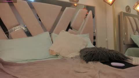 carolina online show from October 1, 2025, 12:11 pm