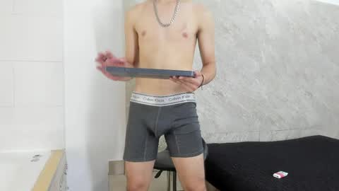 Snapshot of _axel_09 chatting on April 11, 2026, 7:45 am _axel_09 online show from April 11, 2026, 7:45 am