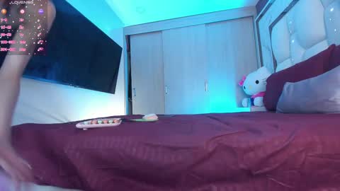 Snapshot of _bellaswwet_ chatting on February 28, 2025, 2:20 pm _bellaswwet_ online show from February 28, 2025, 2:20 pm