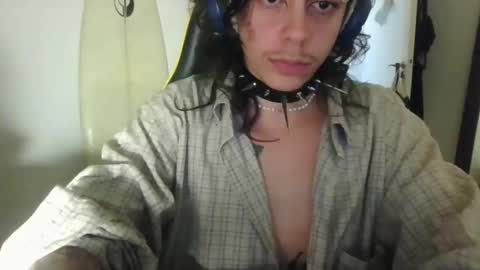 Snapshot of _besta chatting on December 11, 2024, 12:54 am _besta online show from December 11, 2024, 12:54 am
