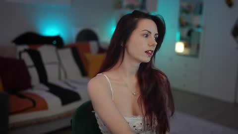Snapshot of _blackbee_ chatting on April 25, 2026, 9:23 am Lili online show from April 25, 2026, 9:23 am