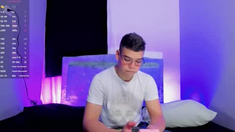 Snapshot of _blake_boy chatting on October 14, 2025, 8:48 am _blake_boy online show from October 14, 2025, 8:48 am