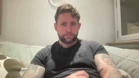  UK BigThick Cock  online show from February 6, 2025, 11:43 am