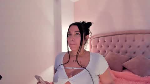 cailyn  online show from October 10, 2025, 9:58 pm