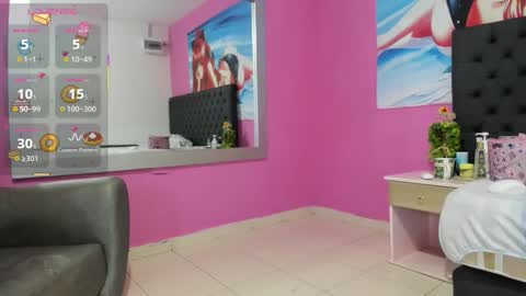  candy jade  online show from October 17, 2025, 12:19 pm