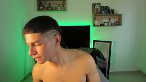 CANDY AND BLAZE online show from November 12, 2025, 9:25 pm