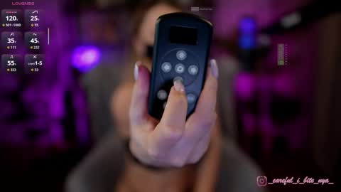 Snapshot of _careful_i_bite_nya_ chatting on December 5, 2025, 4:03 pm Alisa online show from December 5, 2025, 4:03 pm