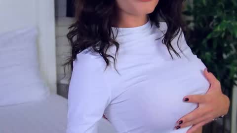 _carlawhite_ online show from October 8, 2025, 3:59 am