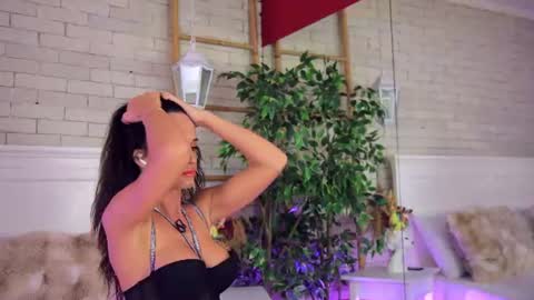 _carlawhite_ online show from July 7, 2026, 3:42 am