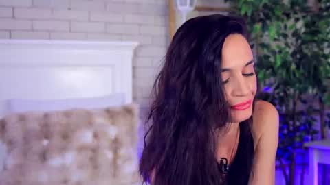 _carlawhite_ online show from July 7, 2026, 7:23 am