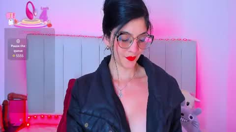 Snapshot of _caro_lyne_ chatting on June 12, 2026, 7:46 pm Carolina online show from June 12, 2026, 7:46 pm