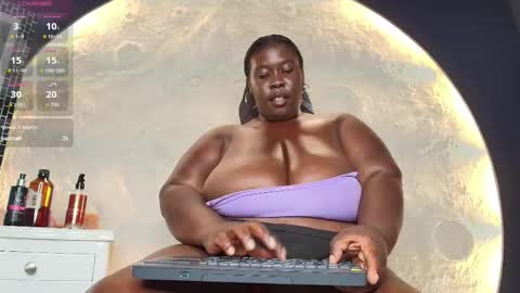 Caro. online show from November 10, 2025, 7:35 pm