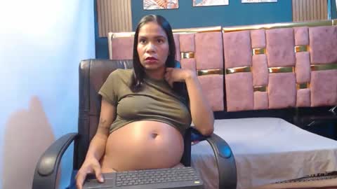 Caroline online show from April 11, 2026, 11:03 am