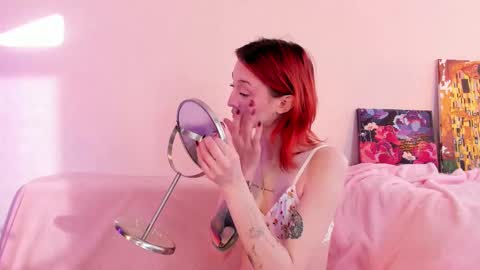 Christina Chris online show from February 17, 2025, 5:14 am