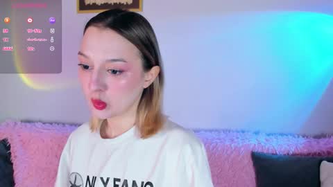 Christina Chris online show from November 16, 2025, 6:52 am