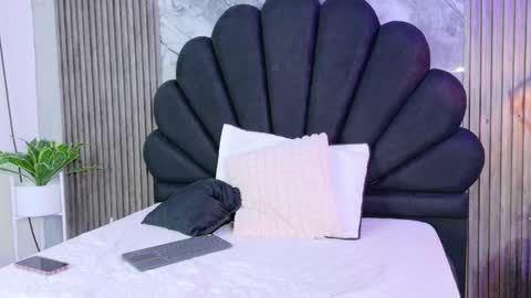 Snapshot of _charlotte_queen_ chatting on May 20, 2026, 1:28 pm _charlotte_queen_ online show from May 20, 2026, 1:28 pm