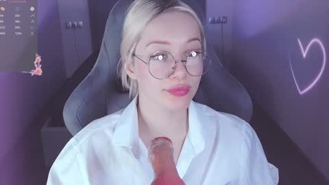 Angelina online show from December 12, 2024, 2:22 pm