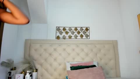 Snapshot of _chloe_adams chatting on February 23, 2025, 11:33 am Chloe online show from February 23, 2025, 11:33 am