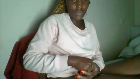 clara online show from January 30, 2025, 1:10 pm