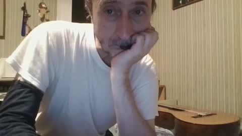 I hate social media  Odio las redes sociales online show from June 19, 2026, 12:48 am