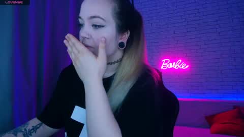 Snapshot of _crazybee_ chatting on May 21, 2026, 3:13 am Nica online show from May 21, 2026, 3:13 am