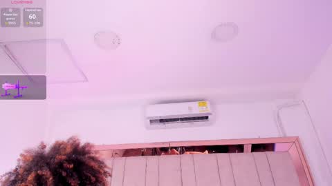 Snapshot of _curly_girl_ chatting on May 13, 2026, 8:49 pm online show from May 13, 2026, 8:49 pm