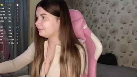 _cute_ice online show from February 13, 2025, 5:16 am