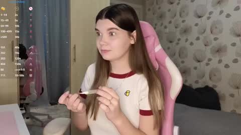 _cute_ice online show from March 1, 2025, 5:42 am