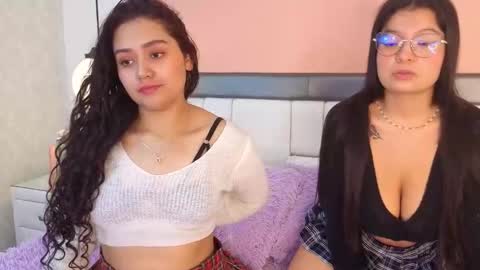 Snapshot of _danielamartinez chatting on September 17, 2025, 12:51 pm _danielamartinez online show from September 17, 2025, 12:51 pm