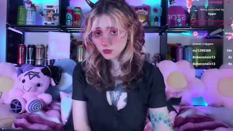 Snapshot of _devilbaby chatting on July 14, 2026, 2:05 am Kate online show from July 14, 2026, 2:05 am