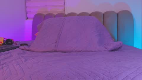 Dione online show from November 29, 2025, 7:17 pm