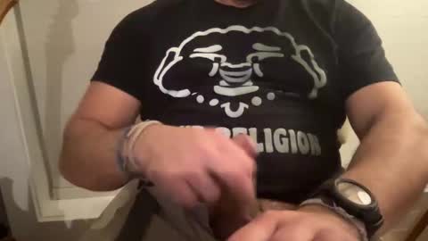 Snapshot of _direwolf_ chatting on December 8, 2024, 12:07 am _direwolf_ online show from December 8, 2024, 12:07 am