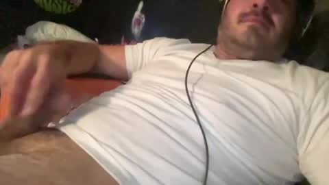Snapshot of _direwolf_ chatting on May 18, 2026, 12:07 am _direwolf_ online show from May 18, 2026, 12:07 am