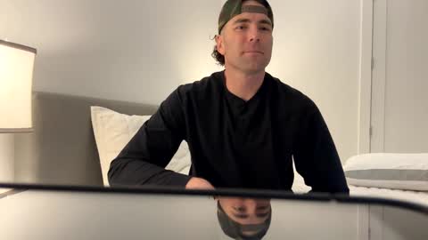 Snapshot of _dirty_daddy_1 chatting on December 5, 2024, 3:15 am dirtydaddy1 online show from December 5, 2024, 3:15 am