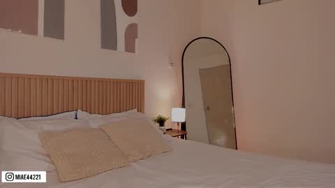 Emma and Tonny online show from March 20, 2026, 1:27 pm