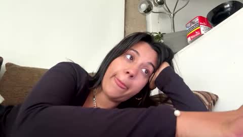  elena barra online show from April 15, 2026, 7:26 am