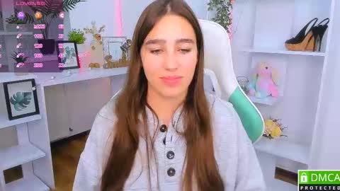 Lizzy  online show from November 4, 2025, 9:25 pm