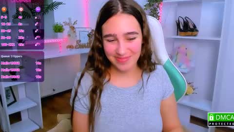 Lizzy  online show from November 22, 2025, 11:04 pm